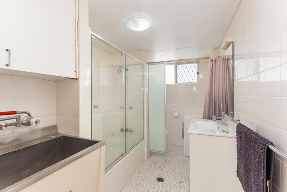 Goodwin Towers - Hosted By Burleigh Letting Gold Coast Exterior foto