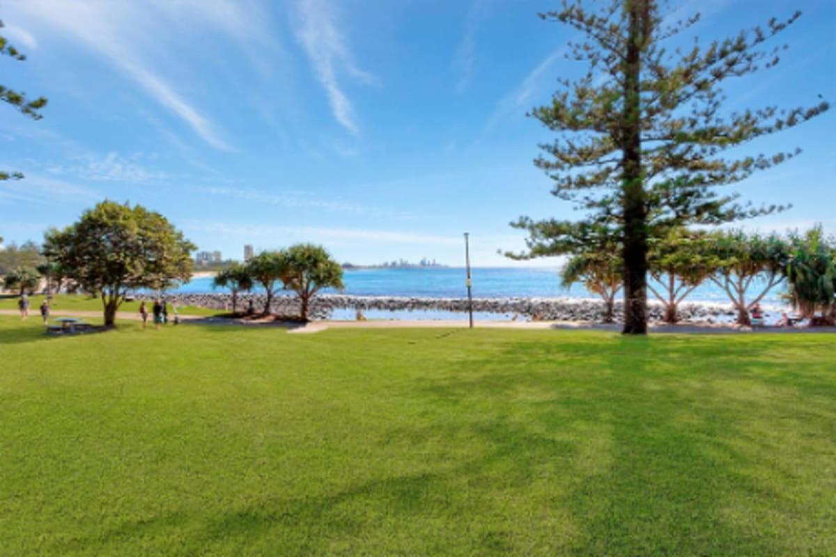 Goodwin Towers - Hosted By Burleigh Letting Gold Coast Exterior foto