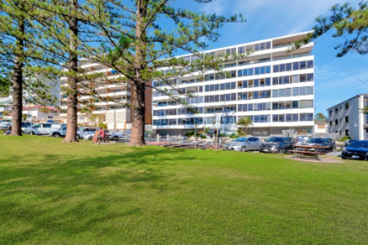 Goodwin Towers - Hosted By Burleigh Letting Gold Coast Exterior foto
