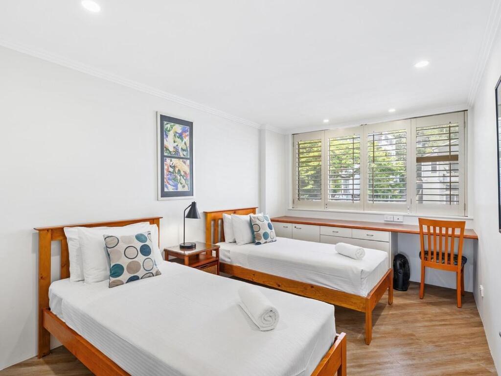Goodwin Towers - Hosted By Burleigh Letting Gold Coast Exterior foto